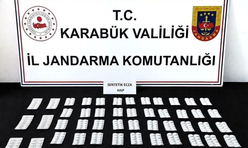Karabük'te uyuşturucu ve kaçak alkol operasyonu: 3 kişi adliyeye sevk edildi