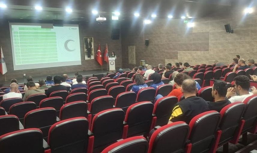Kars emniyet personeline kumar bağımlılığı eğitimi ve YEDAM tanıtımı