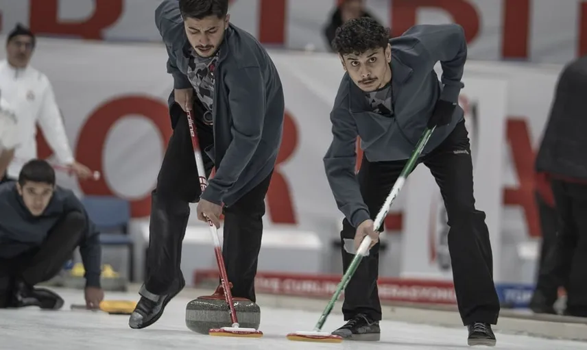 Kars'ta Curling Rüzgarı: Hedef Milli Takım Forması