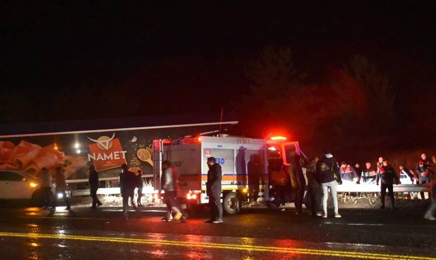 Kars’ta dehşet verici kaza: Kimse kurtulamadı