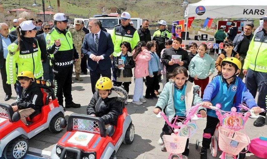 Kars'ta Trafik Haftası Etkinlikleri