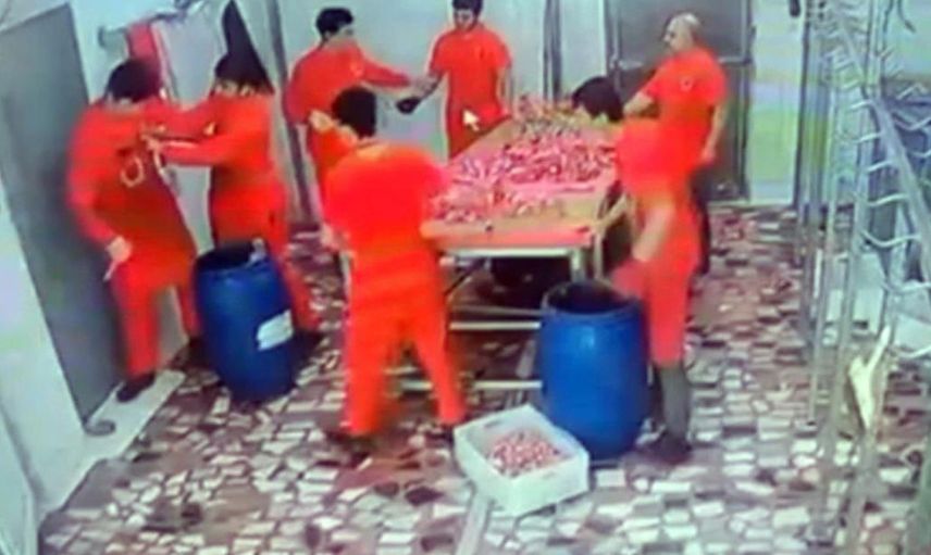 Kasapta Korkunç Cinayet: 'Kokuyorsun' Diyen İş Arkadaşını Öldürdü