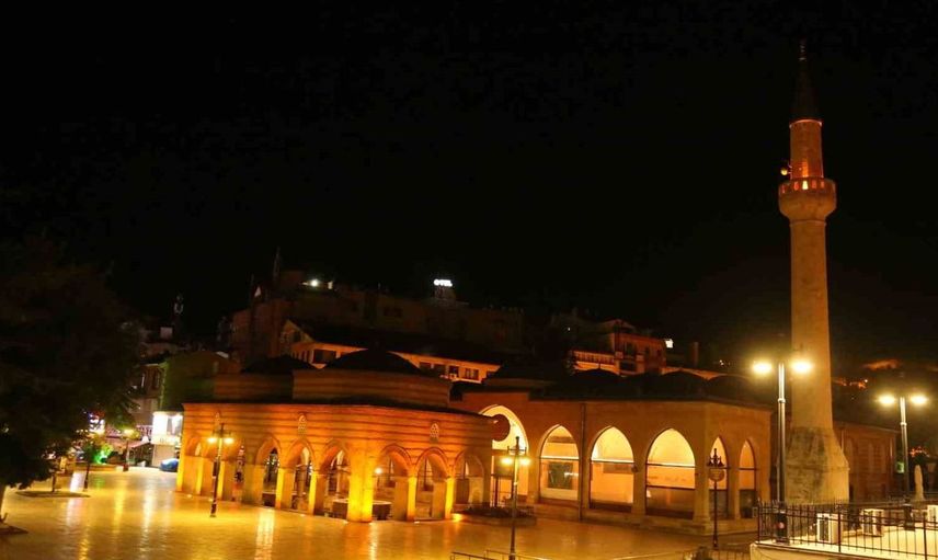 Kastamonu'da 15 Temmuz şehitleri için sela okundu