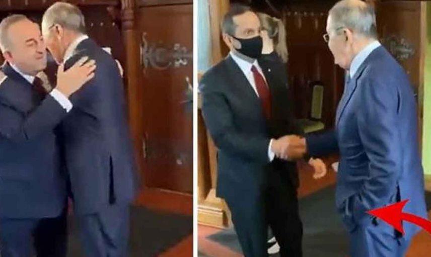 Katarlı mevkidaşını eli cebinde karşılayan Sergey Lavrov: Bakan Mevlüt Çavuşoğlu ile kucaklaştı!