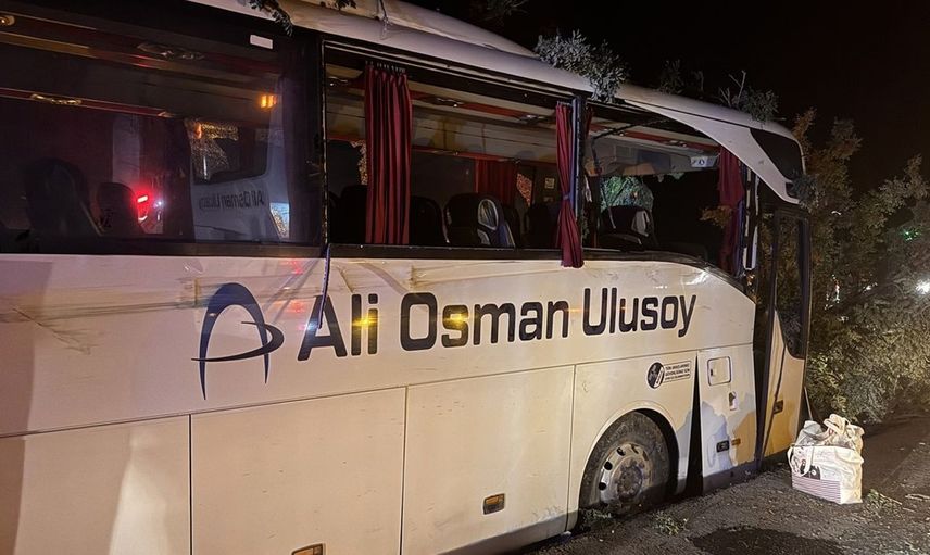 Kayseri'de Otobüs Kazası: 1 Ölü, 13 Yaralı