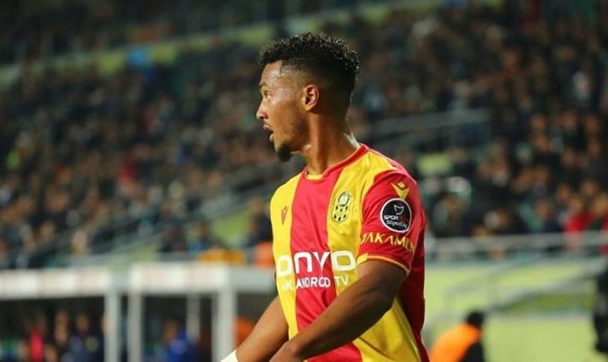 Kayserispor geçen sezon Süper Lig'den küme düşen Yeni Malatyaspor'un formasını terleten Mounir Chouiar'i transfer etti!