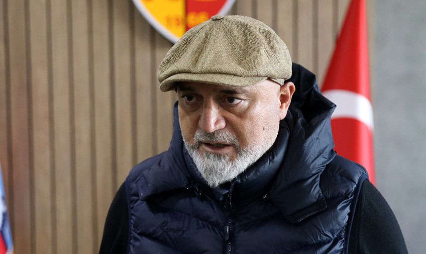 Kayserispor Teknik Direktörü Hikmet Karaman'dan Transfer Açıklaması