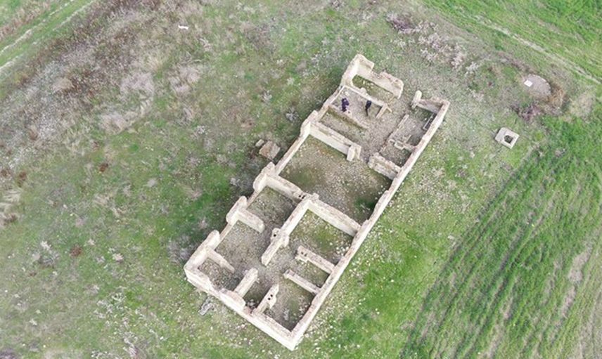 Keban Barajı kurudu! 83 yıllık tren istasyonu gün yüzüne çıktı