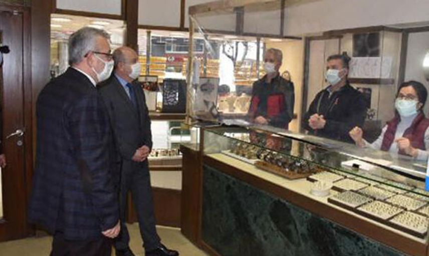 Keşan’da Vakalar Arttı, Kaymakam ve Belediye Başkanı Kontrole Çıktı