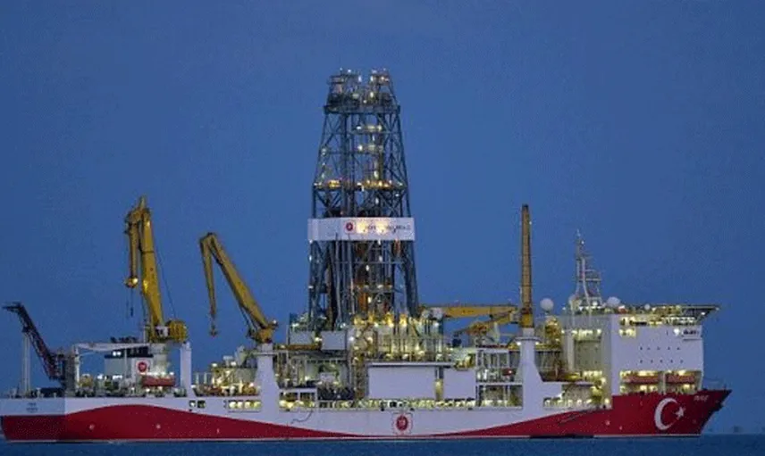Kıbrıs Açıklarında Doğalgaz Çalışmaları Yapan 2 Türk'e Ceza