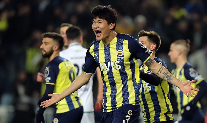 Kim Min Jae'nin bonservis ücreti ne kadar? Kim Min Jae Fenerbahçe'den ayrıldı mı? Napoli başkanından Kim Min Jae açıklaması geldi