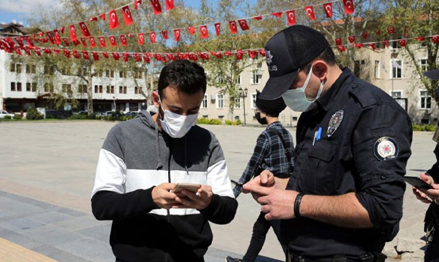Kırklareli’nde Karantinada Olması Gereken Şahıs Çarşıda Gezerken Yakalandı