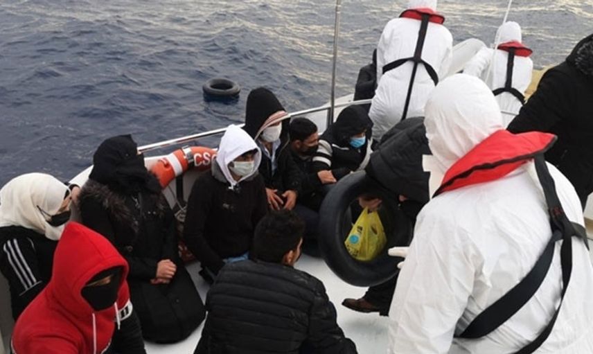 Kırklareli'nde Yakalanan Sığınmacılar Bulgaristan'ın Kendilerini Türkiye'ye Geri İttiğini Söyledi