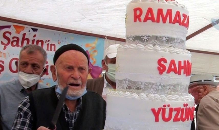 Kırşehir'de 100 Yaşında Kovid-19'u Yendi