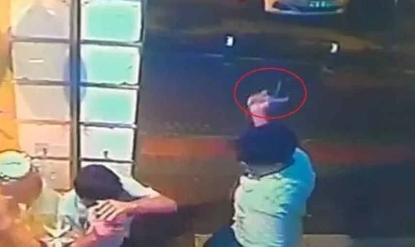 Kız Arkadaşımı Taciz Etti Dedi 58 Yaşındaki Adamı Döverek Öldürdü