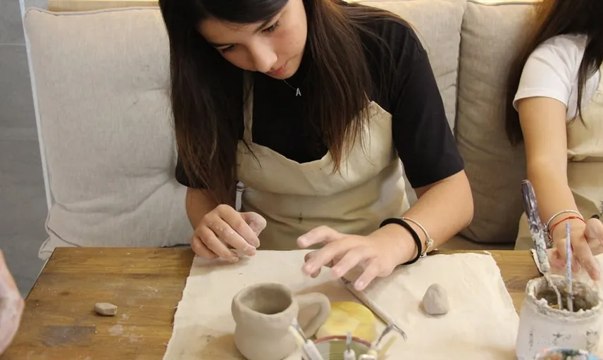 Kız Kardeşlerin Sanat Atölyesi: Hayallerini Gerçekleştiriyorlar