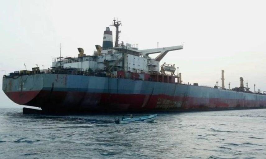 Kızıldeniz’de kritik dakikalar: İngiliz gemisi vuruldu!