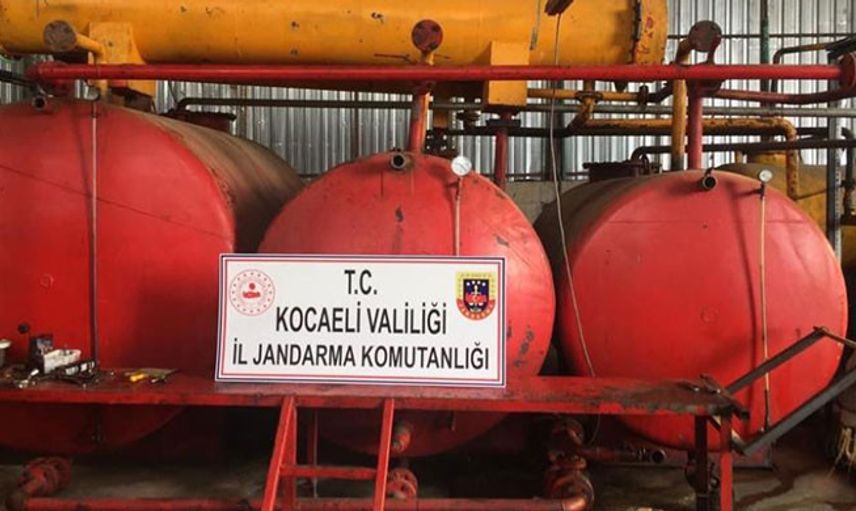 Kocaeli’de Kaçak Akaryakıt Üretim Tesisine Baskın
