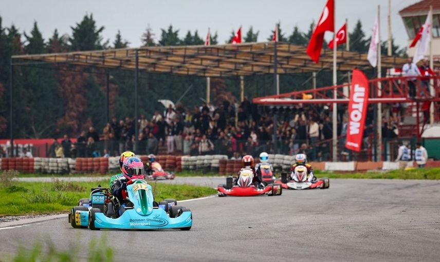 Kocaeli'de Türkiye Karting Şampiyonası 6. Aykında Şampiyonlar Belli Oldu