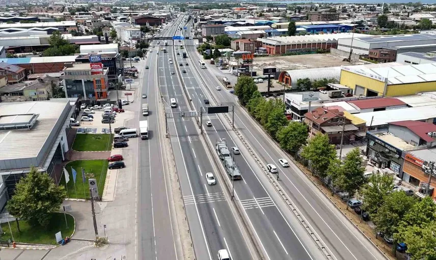 Kocaeli’deki 4 ana arterde kamyon ve tır trafiği 7/24 elektronik olarak izlenecek