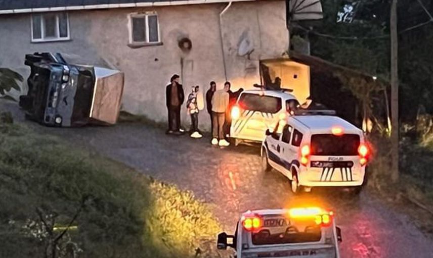 Kocaeli'nde kamyonetin devrilmesi sonucu çocuklar yaralandı!