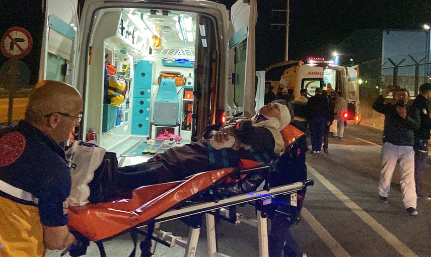 Kocaeli'nde korkutucu kaza: 5 kişi yaralandı