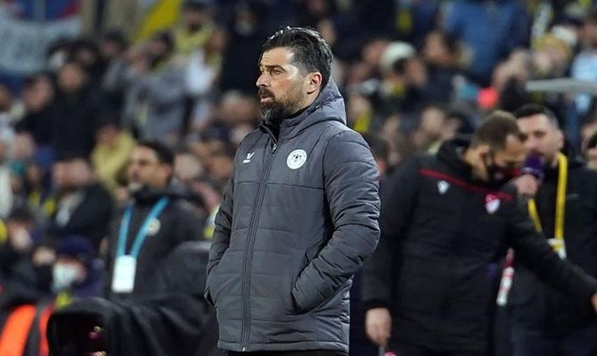 Konyaspor'da İlhan Palut, Fenerbahçe karşısında aldıkları mağlubiyeti ikinci yarıda oynadıkları oyunla hak ettiklerini söyledi