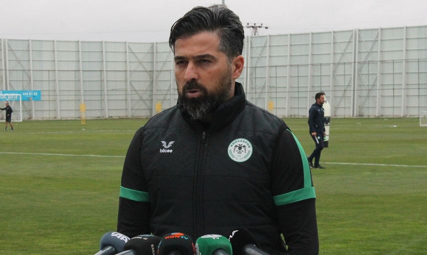 Konyaspor'da Teknik Direktör İlhan Palut Transfer Hamleleri Hakkında Konuştu