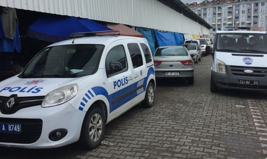 Korona Testi Pozitif Çıktı! Tezgahta Yakalandı