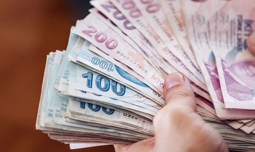 Kredi arayanlara müjdeli haber: Hesaplara anında yatıyor! 0,99 faizle anında 10 bin lira fırsatı