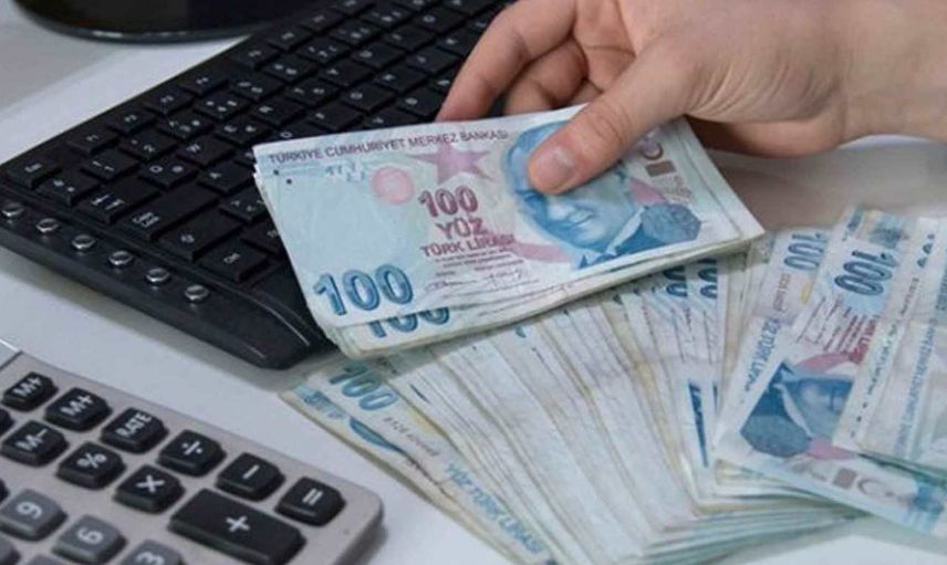 Kredi çekmek isteyenler elinizi çabuk tutun! Kredi faiz oranlarına rekor artış geliyor! Uygun faiz oranları devri sona erdi