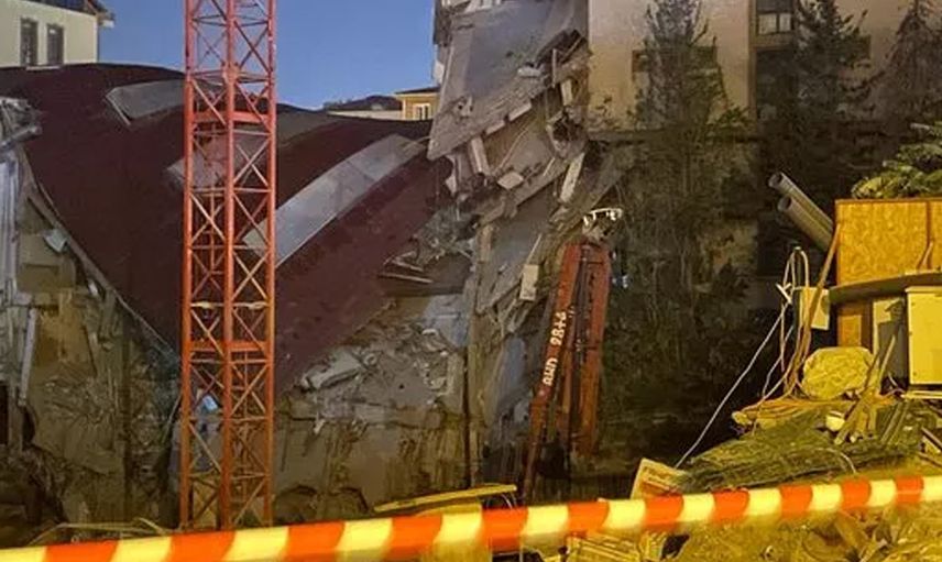 Küçükçekmece'de korkunç olay! Üniversite binası çöktü olay yerine çok sayıda ekip geldi