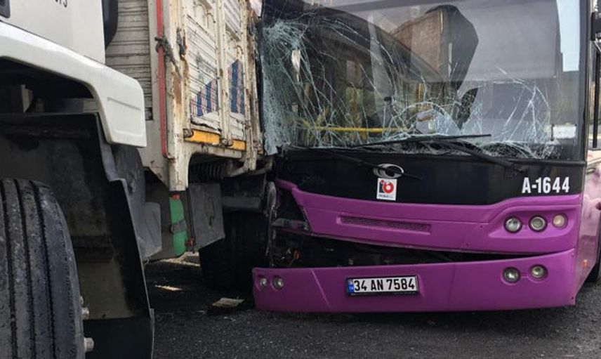 Küçükçekmece’de Korkutan Kaza Meydana Geldi