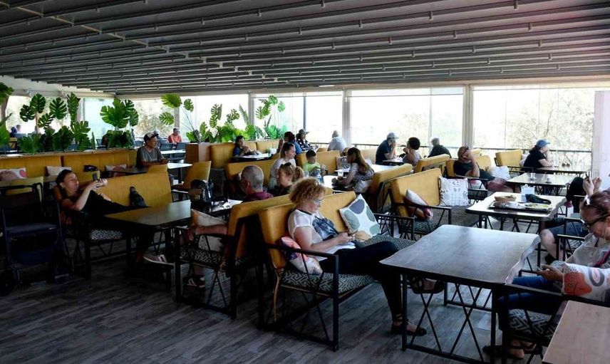 Kuşadası Belediyesi’nin turistik tesisleri ilgi görüyor