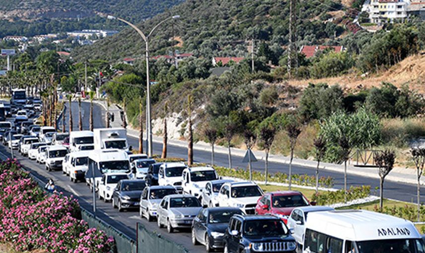 Kuşadası'na Turistler Akın Etti!