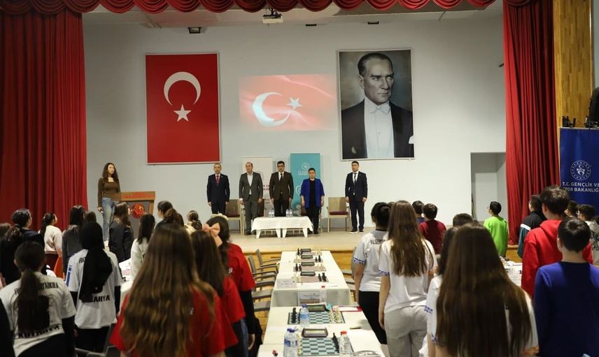 Kütahya'da Satranç Heyecanı Başladı
