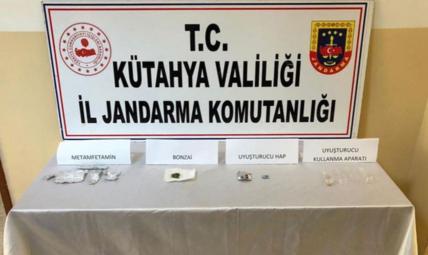 Kütahya’da Uyuşturucu Operasyonu: 2 Gözaltı