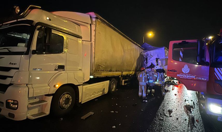 Kuzey Marmara Otoyolu'nda yaşanan kaza can aldı! Olay yerine birçok ekip sevk edildi