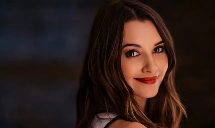Leyla Lydia Tuğutlu Makyajsız Fotoğrafını Paylaştı