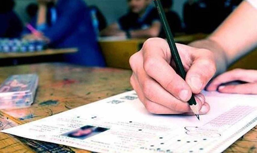 LGS sınavında öğrencilere kalem silgi veriliyor mu? LGS'de yasak olan eşyalar
