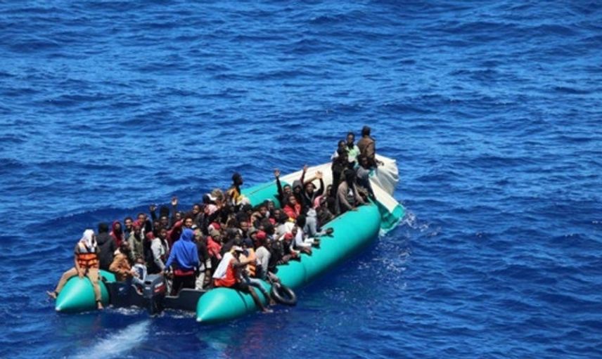 Libya Açıklarında 97 Düzensiz Göçmen Kurtarıldı