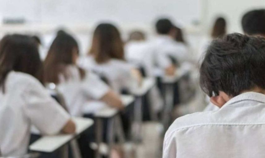 Lise 9. sınıf, 10.sınıf, 11.sınıf ve 12. sınıfta kaç zayıfla sınıfta kalınır, kaç zayıf geçer?