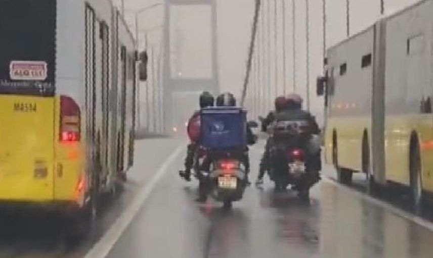 Lodos'ta Motokuryelere Yardım Eden İETT Şoförleriine Süpriz Jest!