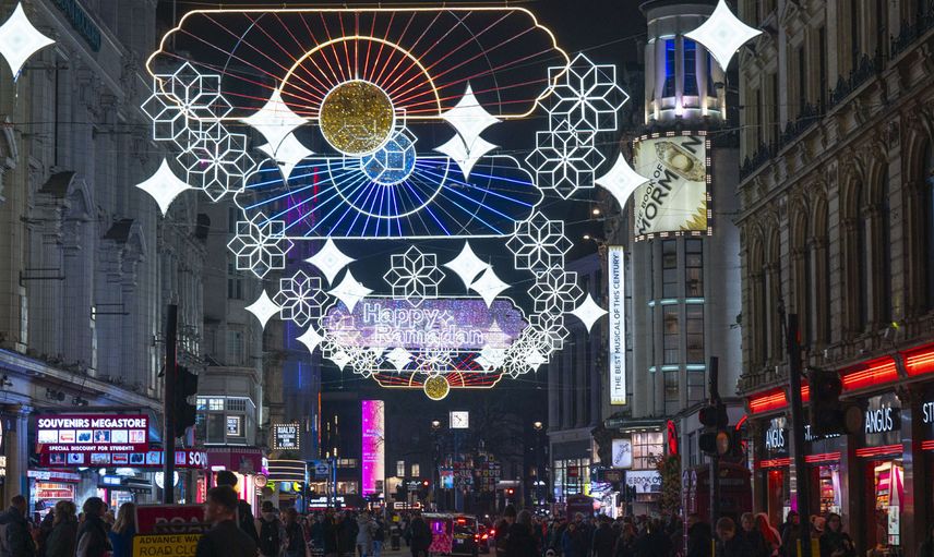 Londra'nın sokakları, ramazan ruhunu coşkuyla karşılıyor!