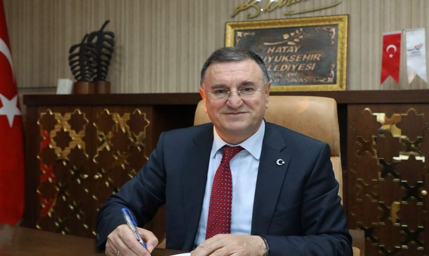 Lütfü Savaş kimdir, nereli ve kaç yaşında? Hatay Büyükşehir Belediye Başkanı Lütfü Savaş hangi partiden, istifa mı etti? Lütfü Savaş hayatı ve biyografisi