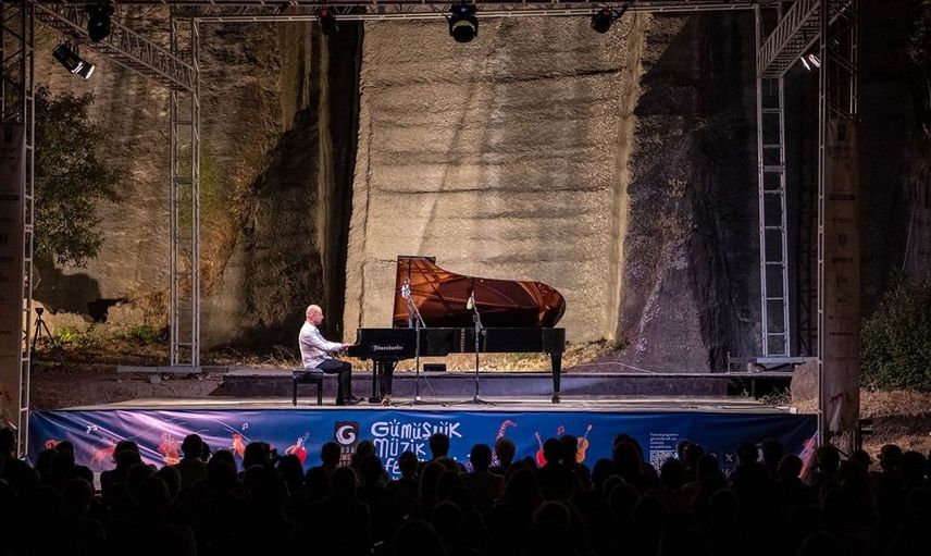 Macar Piyanist Istvan Szekely Bodrum'da Unutulmaz Bir Konser Verdi