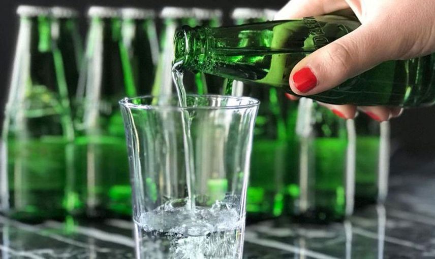 Maden suyu hangi mineralleri içerir, neye iyi gelir, zayıflatır mı? Şişkinliği yok eden maden suyunun faydaları 