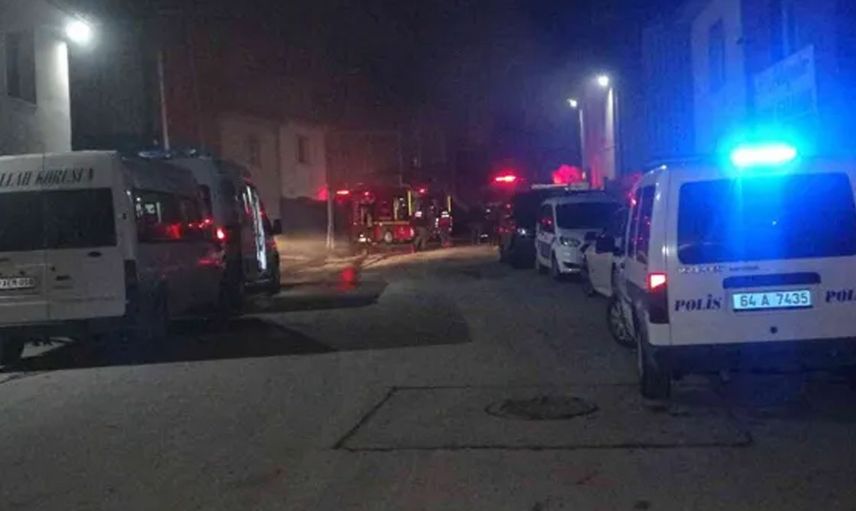 Mahalleyi Ateşe Verdi! Genci Linçten Polis Kurtardı