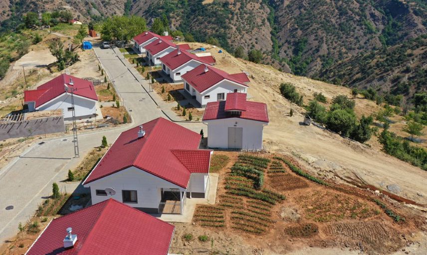 Malatya'da Depremin Kalıntıları Temizleniyor