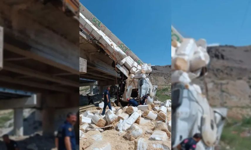 Malatya'da Feci Kaza: TIR Köprüden Düştü, Şoför Hayatını Kaybetti